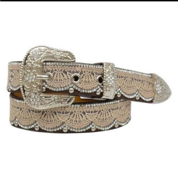 Angel Ranch Other - Cowgirl Angel Ranch youth ivory lace western wear leather belt size xl 14 16